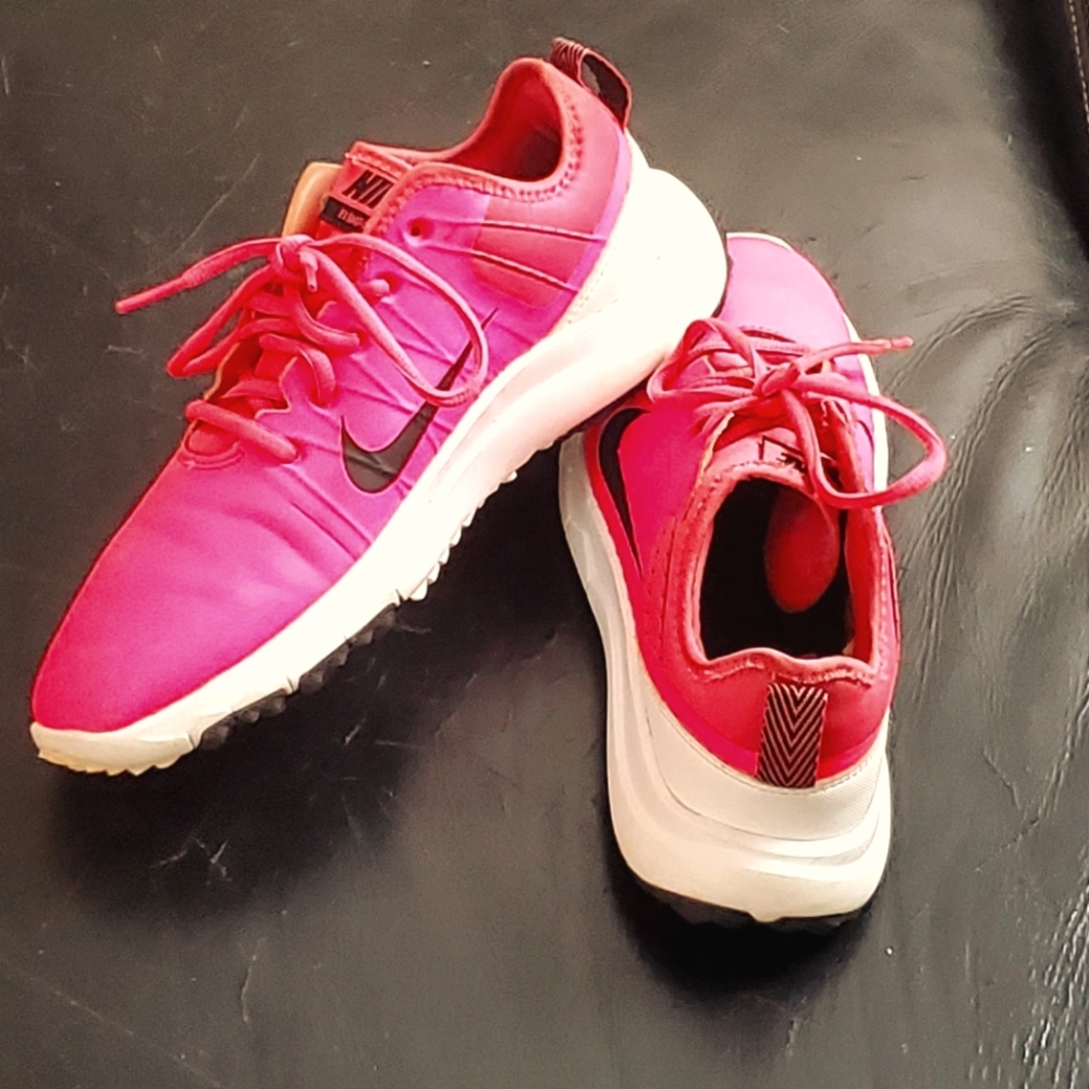 Women's Nike Fi Impact 2 pink and white sneakers size 7